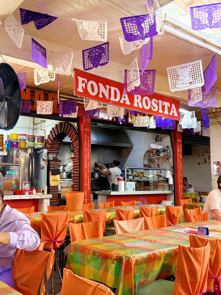 Fonda Rosita in Mercado de la Merced
